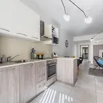Comfy Area By Buena Vista *